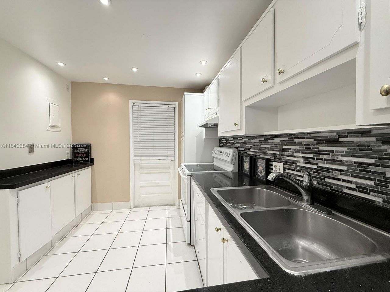 3200 N Palm Aire Dr, Unit 501, Pompano Beach, FL 33069 Photo