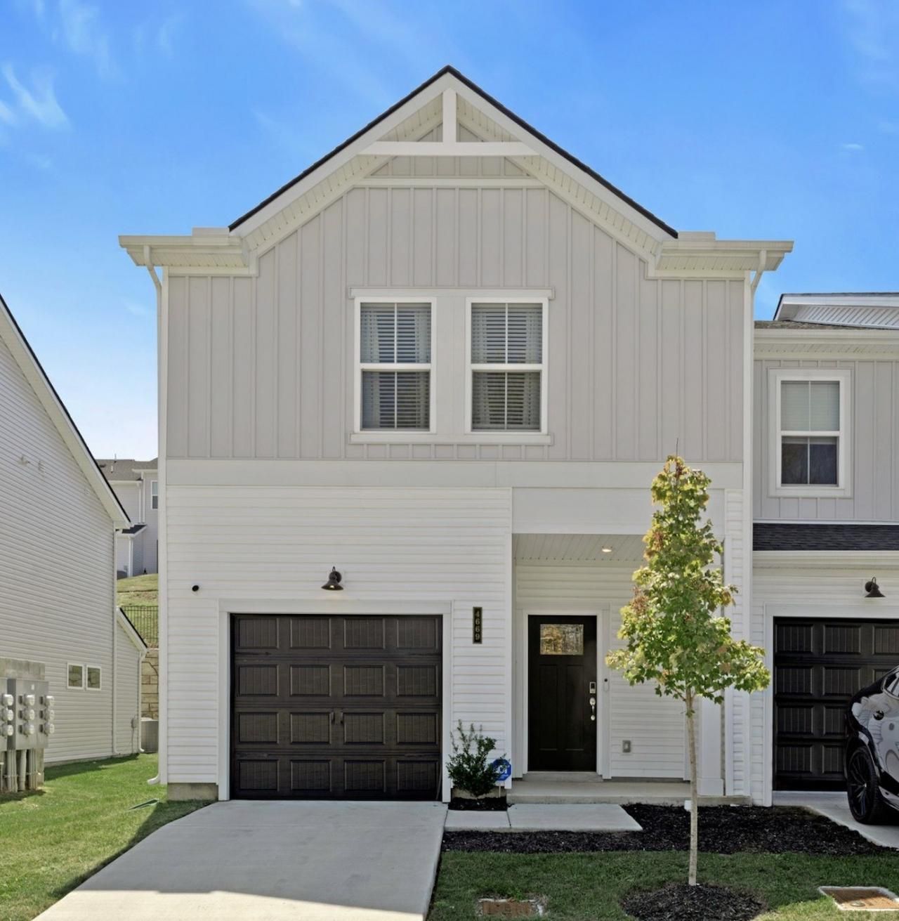 4669 Ridge Bend Dr, Nashville, TN 37207 Main Photo