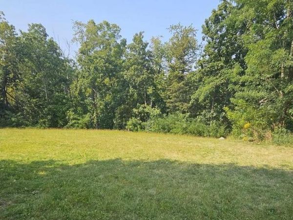 433 WOODLAND Trail, Lindenhurst, IL 60046