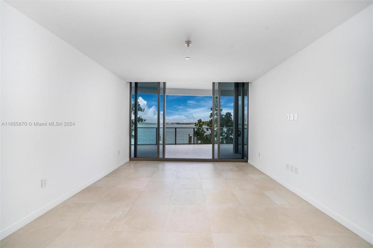 1135 103 St, Unit 202, Bay Harbor Islands, FL 33154 Photo