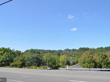 33/47 HOLLENBUSH LANE, ORWIGSBURG, PA 17961