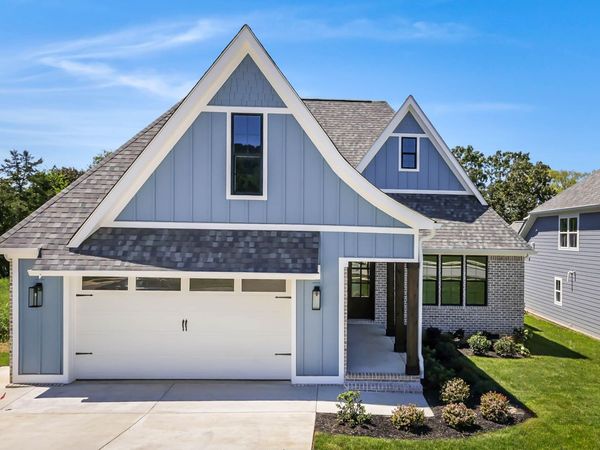 8089 Sir Oliphant Way, Ooltewah, TN 37363