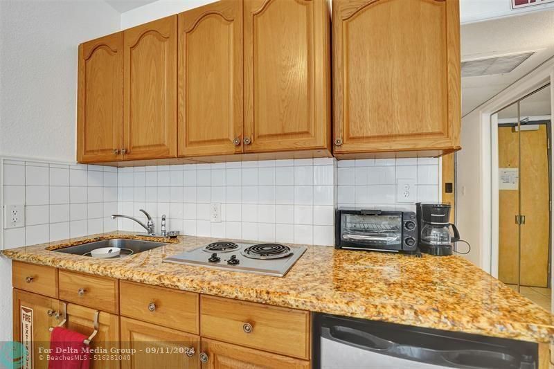 4040 Galt Ocean Drive, Unit 221, Fort Lauderdale, FL 33308 Photo