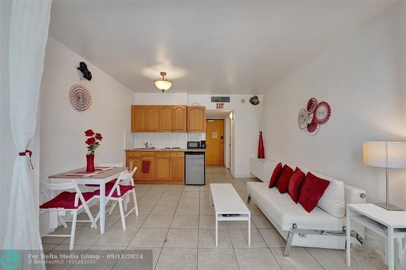 4040 Galt Ocean Drive, Unit 221, Fort Lauderdale, FL 33308 Photo