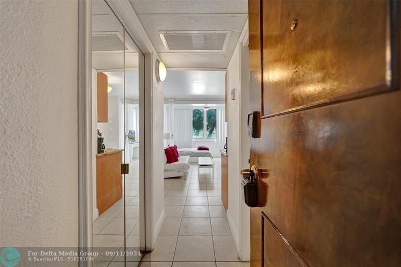 4040 Galt Ocean Drive, Unit 221, Fort Lauderdale, FL 33308 Photo