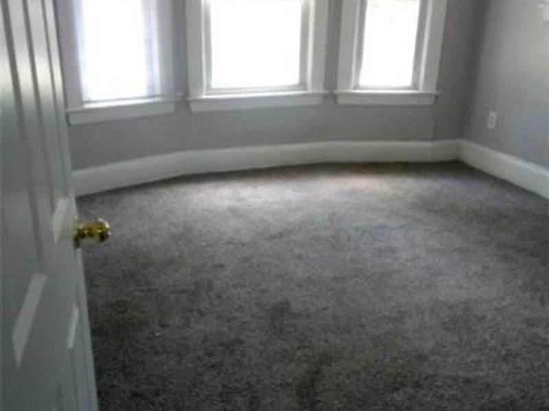 9003 Columbia Avenue, Cleveland, OH 44108 Photo 10