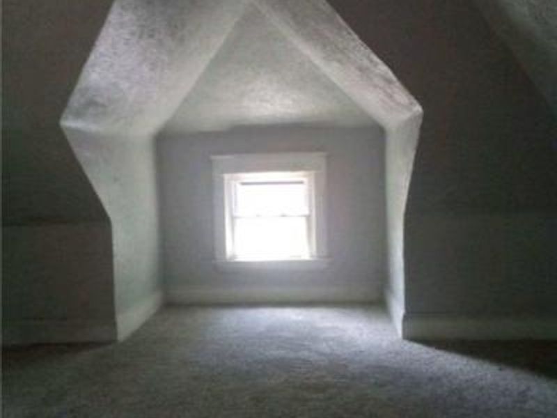 9003 Columbia Avenue, Cleveland, OH 44108 Photo 12