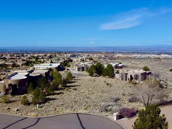 6805 Blanket Flower Place NE, Albuquerque, NM 87111