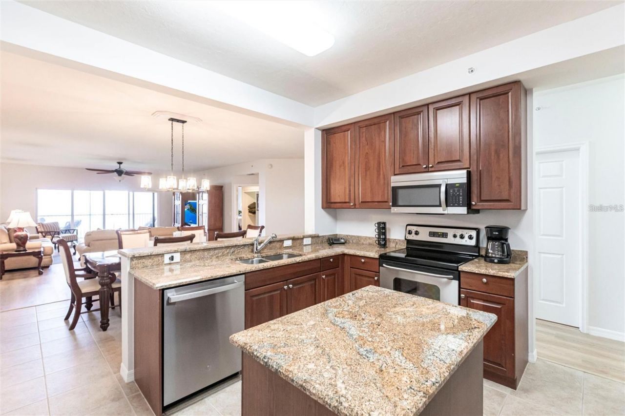 93 Vivante Blvd, Unit 9323, Punta Gorda, FL 33950 Photo