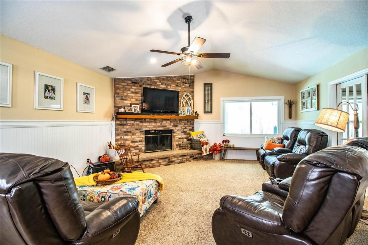 310 Willow Oak Court, Fort Meade, FL 33841 Photo