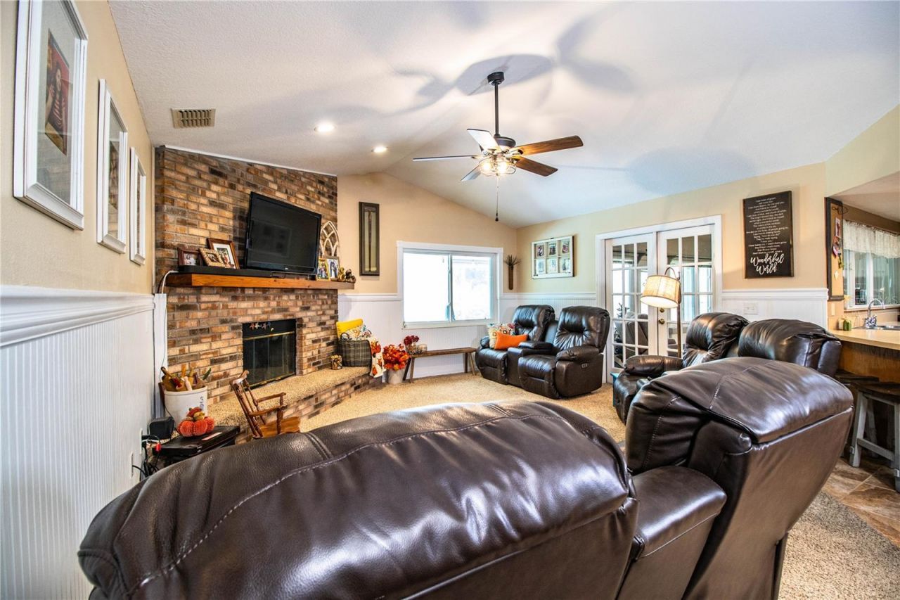 310 Willow Oak Court, Fort Meade, FL 33841 Photo