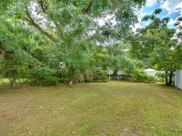 3410 N 15TH STREET, TAMPA, FL 33605