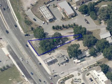 138 W HERMOSA STREET, LADY LAKE, FL 32159