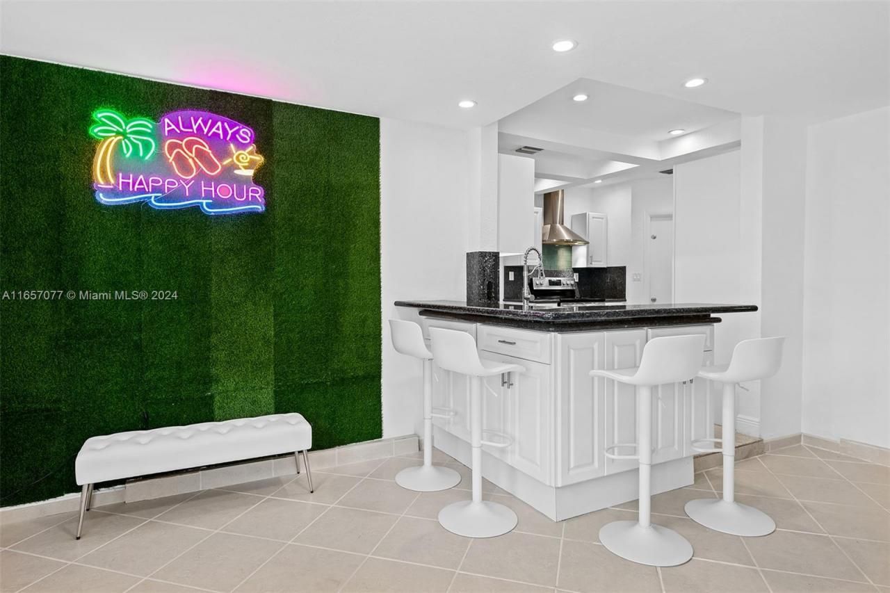 1931 NE 32nd Ave, Fort Lauderdale, FL 33305 Photo