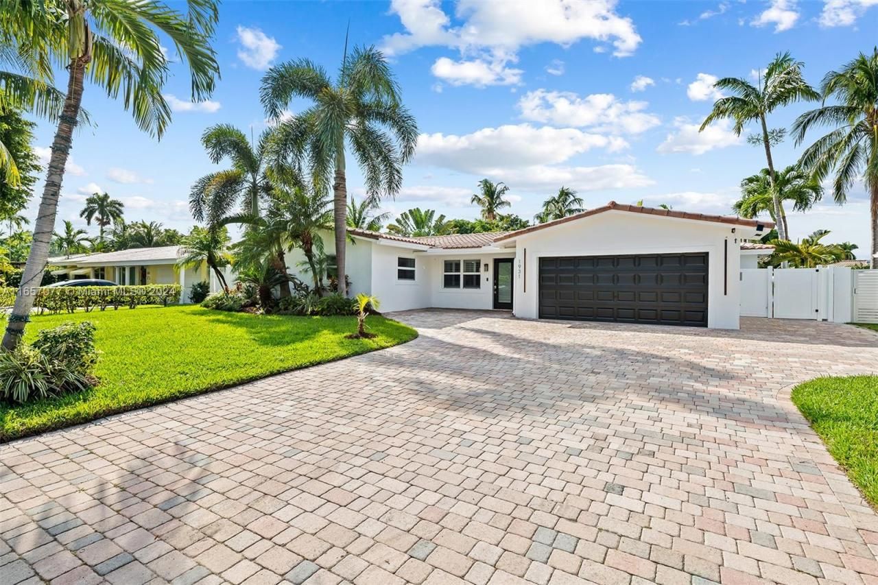 1931 NE 32nd Ave, Fort Lauderdale, FL 33305 Photo