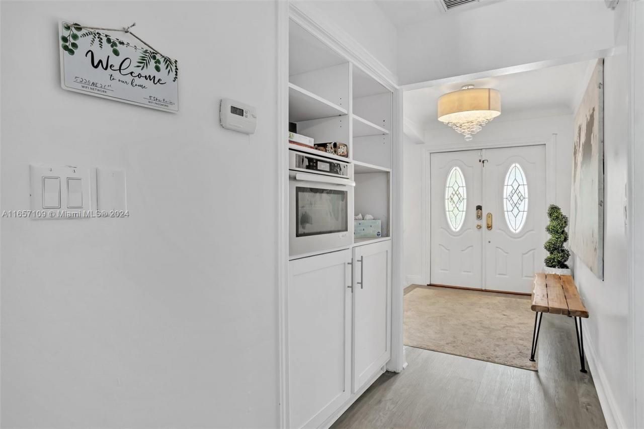 5220 NE 26th Ave, Fort Lauderdale, FL 33308 Photo