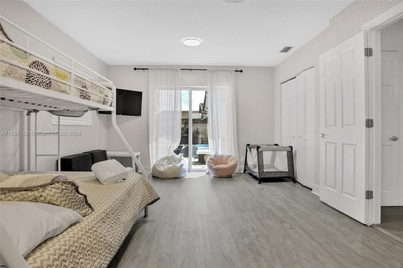 5220 NE 26th Ave, Fort Lauderdale, FL 33308 Photo