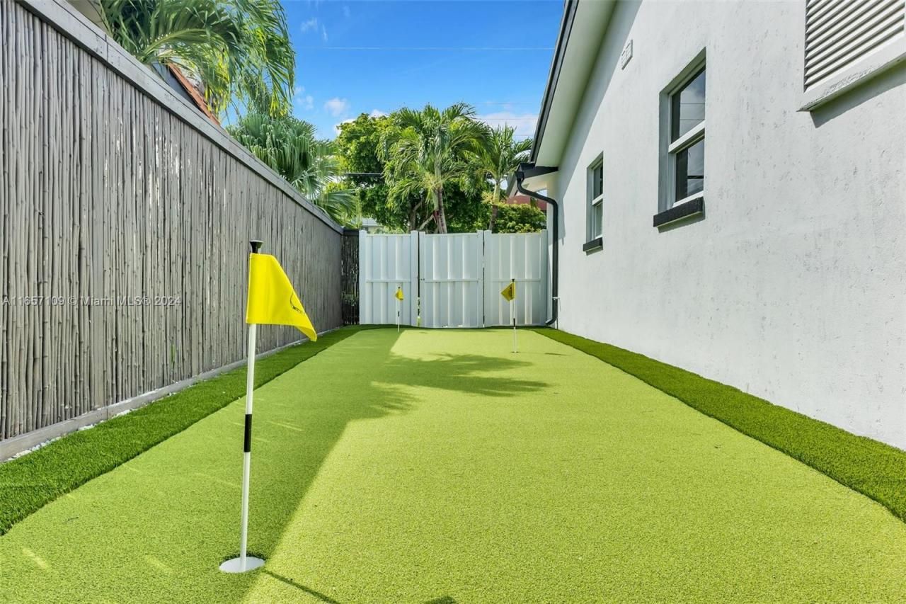 5220 NE 26th Ave, Fort Lauderdale, FL 33308 Photo