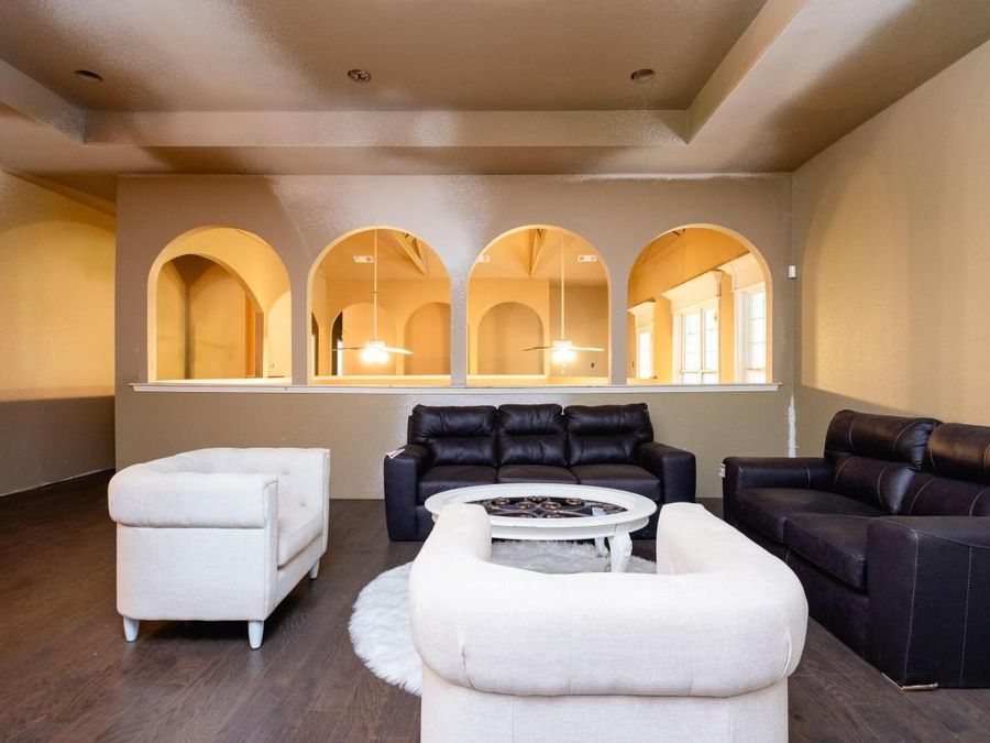 Property Image 36