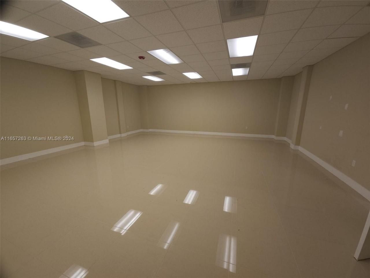 8950 SW 152nd St Suite Q, Palmetto Bay, FL 33157 Photo