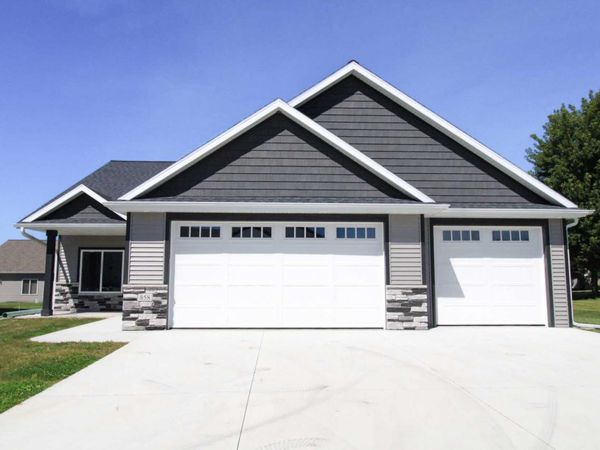 858 Bucknell Lane SE, Stewartville, MN 55976