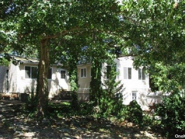 70 Beech Street, Lake Grove, NY 11755