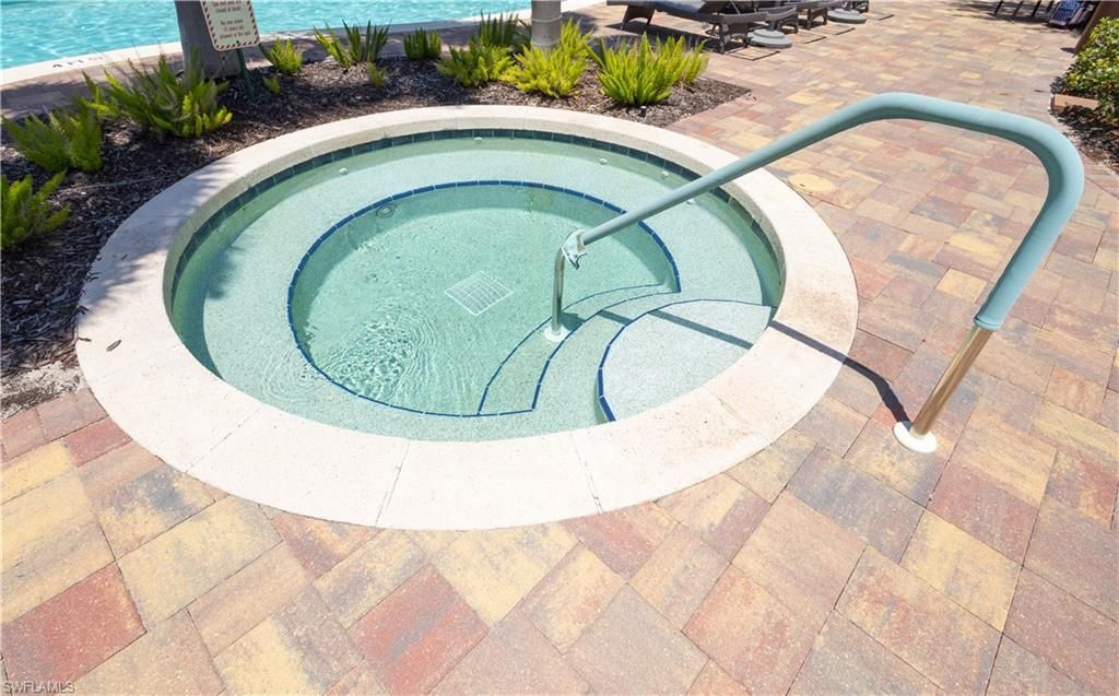 8930 Colonnades Ct E, Unit 612, Bonita Springs, FL 34135 Photo