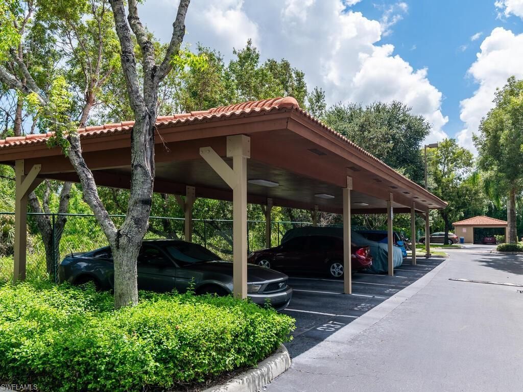 8930 Colonnades Ct E, Unit 612, Bonita Springs, FL 34135 Photo