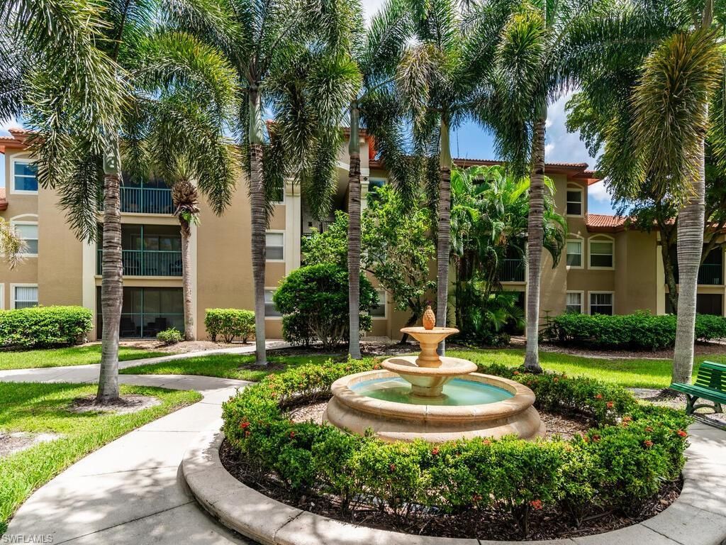 8930 Colonnades Ct E, Unit 612, Bonita Springs, FL 34135 Photo