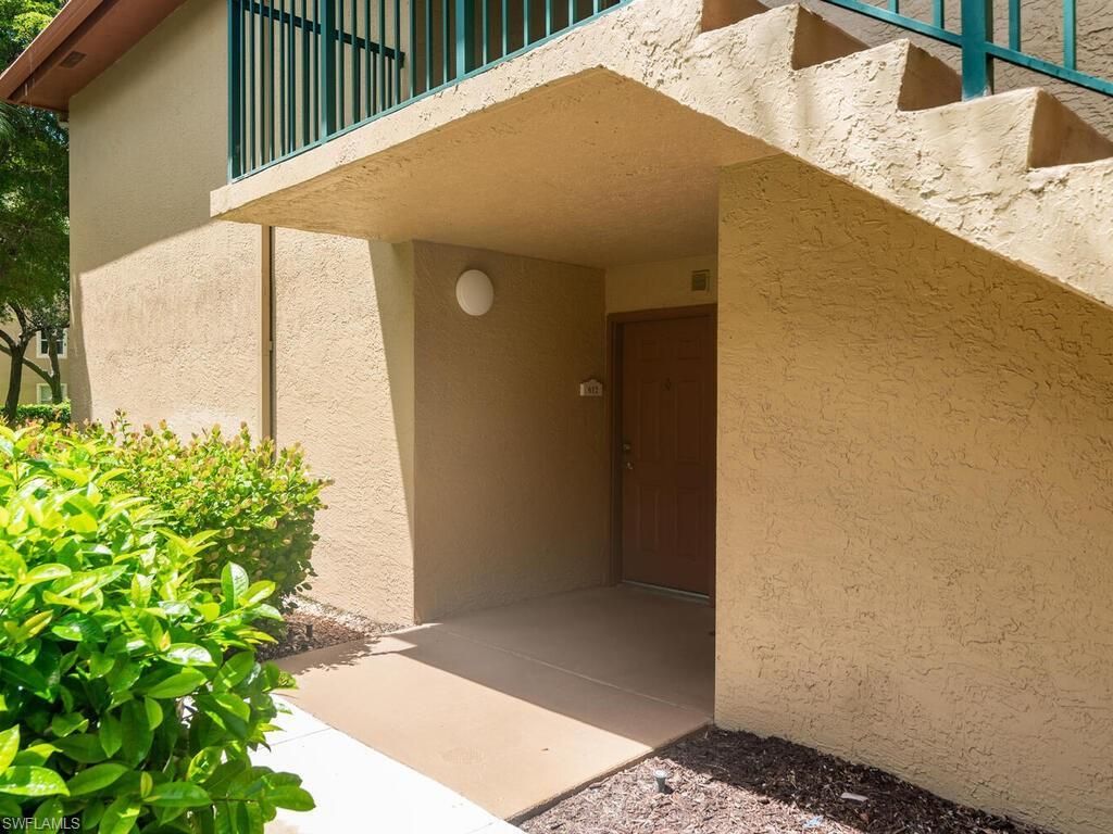 8930 Colonnades Ct E, Unit 612, Bonita Springs, FL 34135 Photo