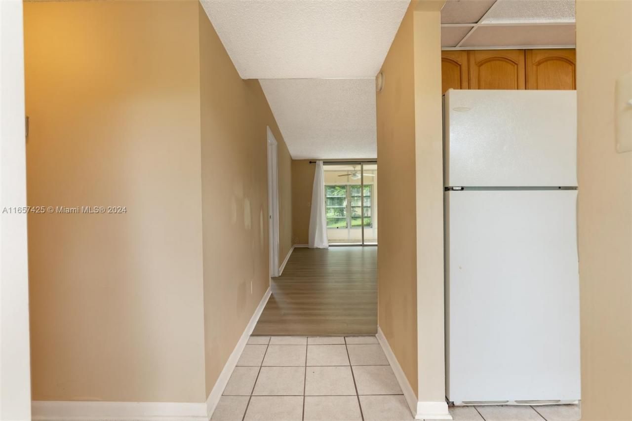 5830 NW 64th Ave, Unit 105, Tamarac, FL 33319 Photo