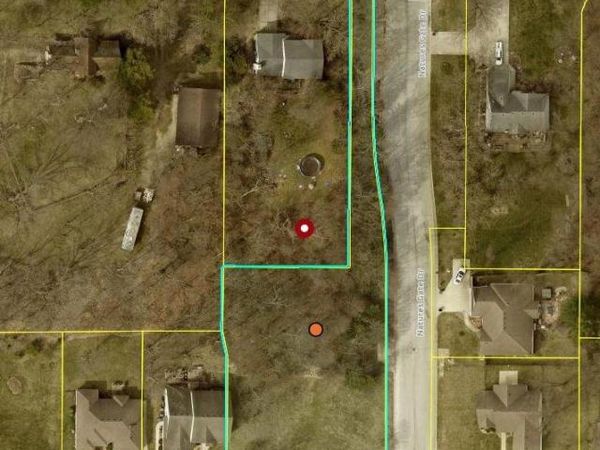 25655 Rolling Hills Drive, South Bend, IN 46628