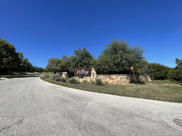 7717 calcutta run, Jonestown, TX 78645