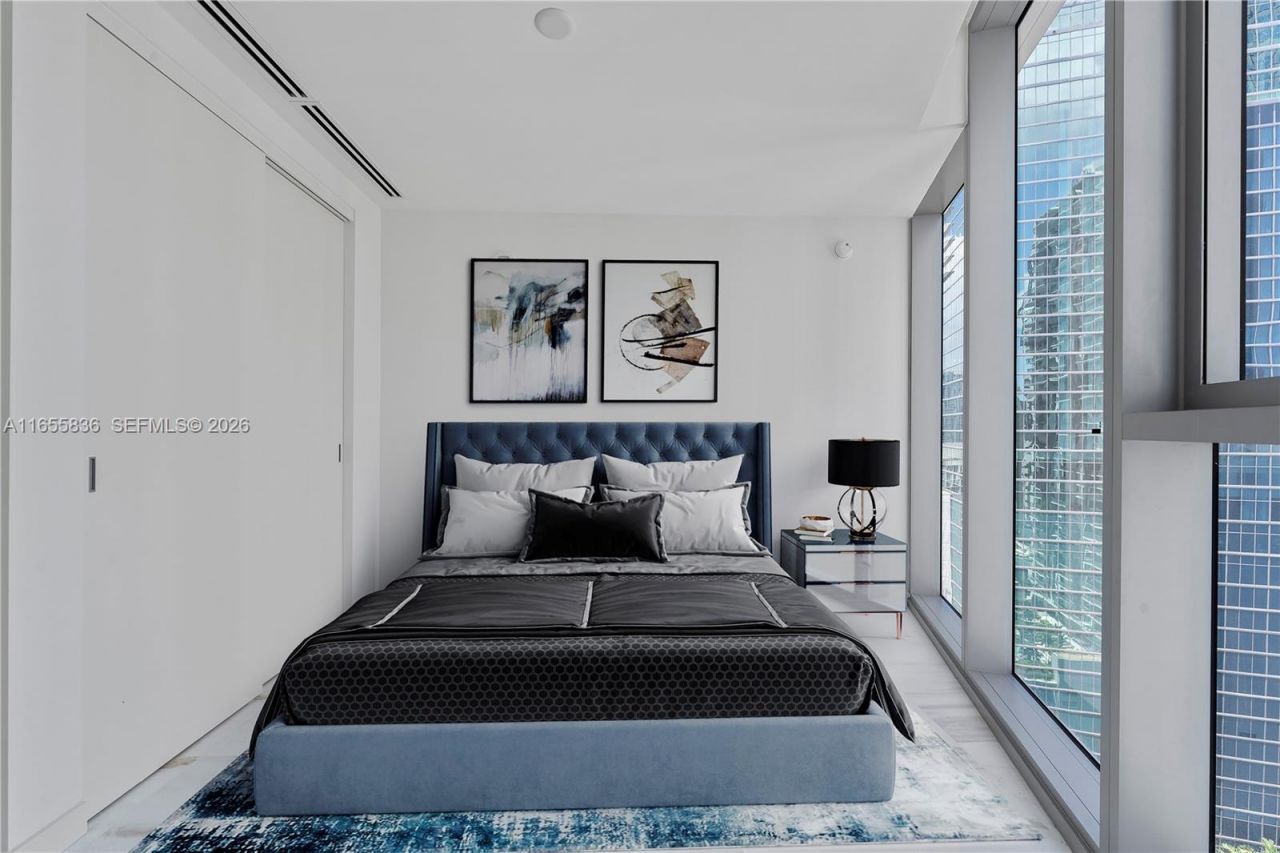 300 Biscayne Blvd Way, Unit 2702, Miami, FL 33131 Photo