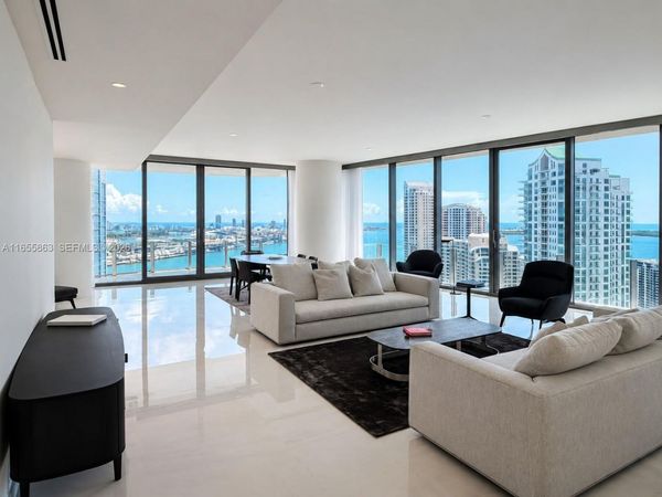 300 Biscayne Blvd Way, Unit 3201, Miami, FL 33131
