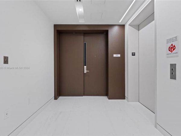 300 Biscayne Blvd Way, Unit 3201, Miami, FL 33131