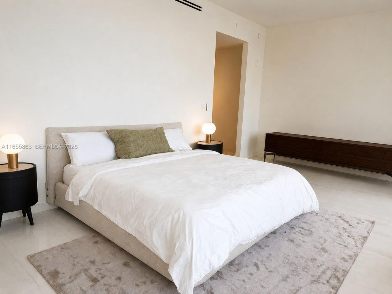 300 Biscayne Blvd Way, Unit 3201, Miami, FL 33131 Photo