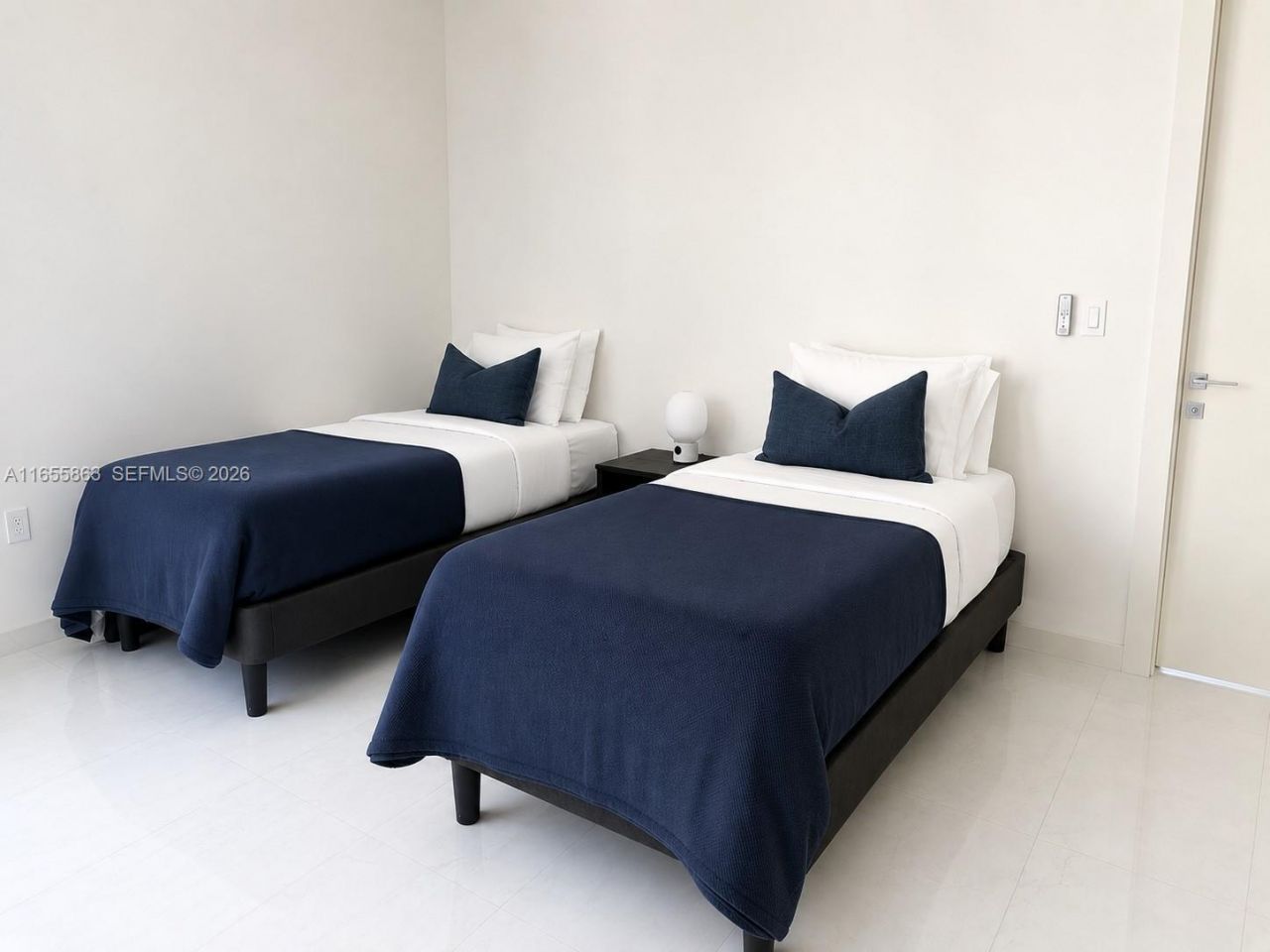 300 Biscayne Blvd Way, Unit 3201, Miami, FL 33131 Photo