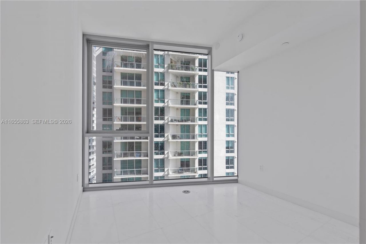 300 Biscayne Blvd Way, Unit 3201, Miami, FL 33131 Photo