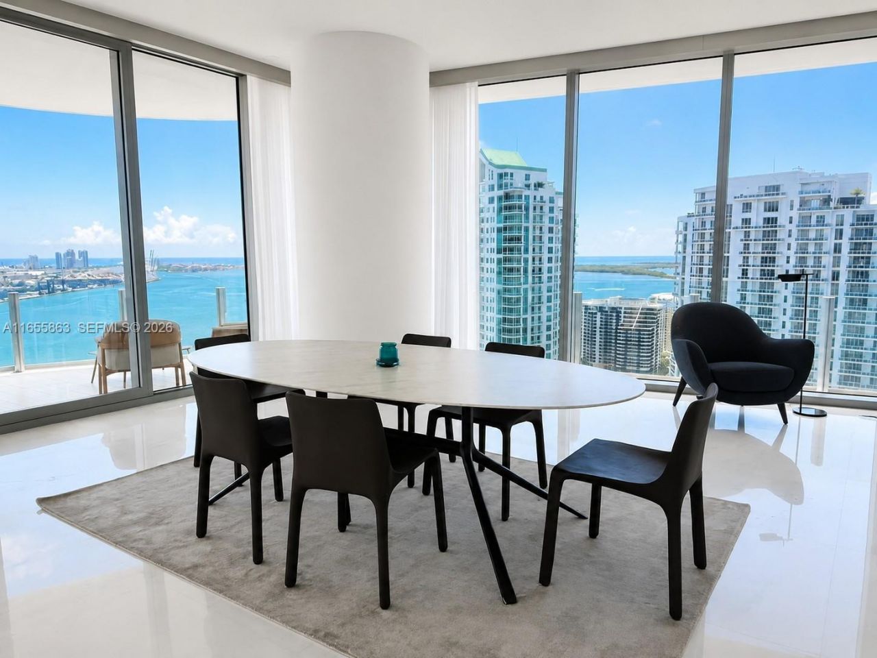 300 Biscayne Blvd Way, Unit 3201, Miami, FL 33131 Photo