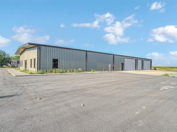 1707 N Glenn English Street, Cordell, OK 73632