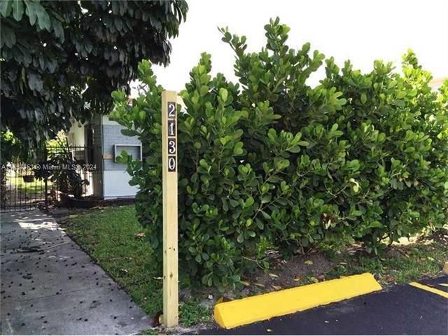 2140 Bay Dr, Miami Beach, FL 33141 Photo