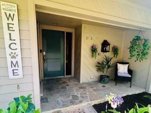 303 OLD MILL POND ROAD, Unit 303, PALM HARBOR, FL 34683