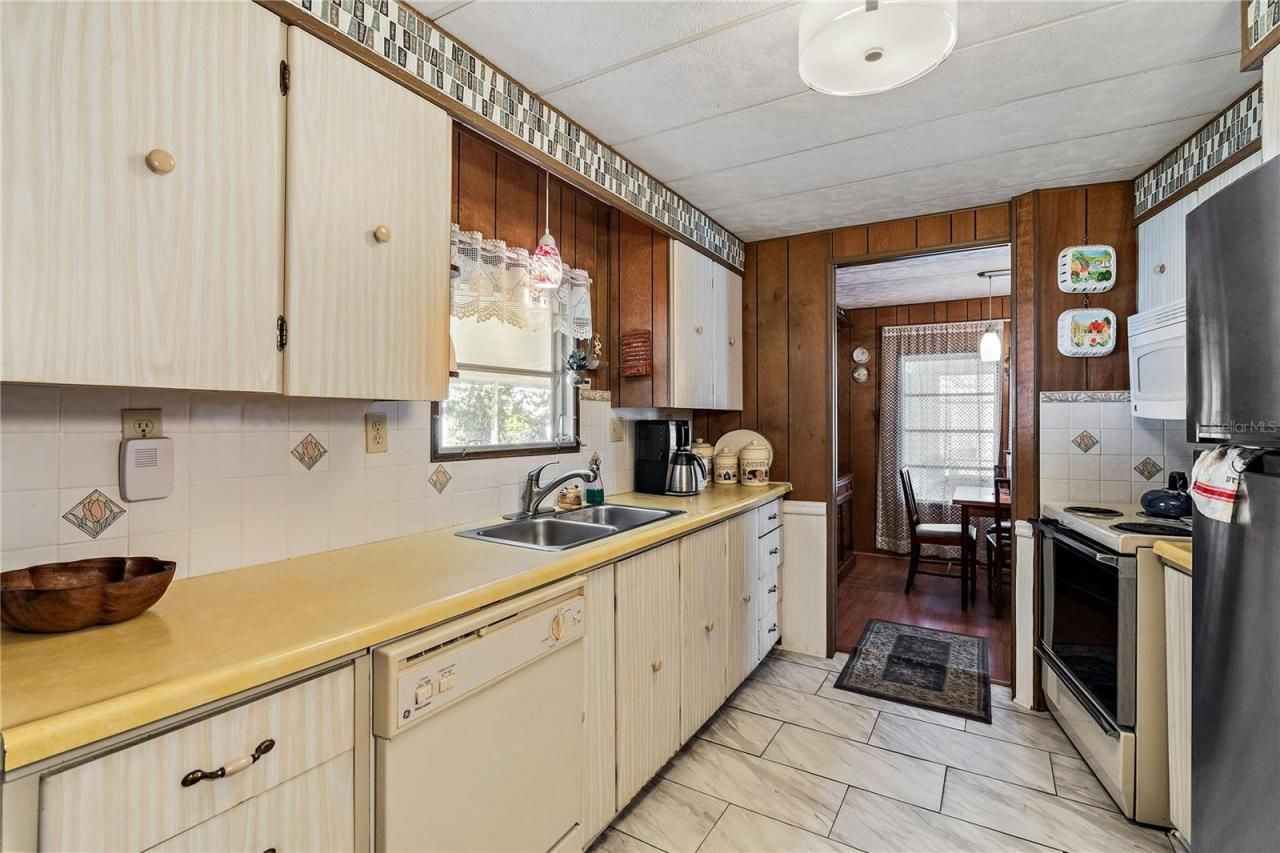 3410 Spanish Oak Terrace, Sarasota, FL 34237 Photo