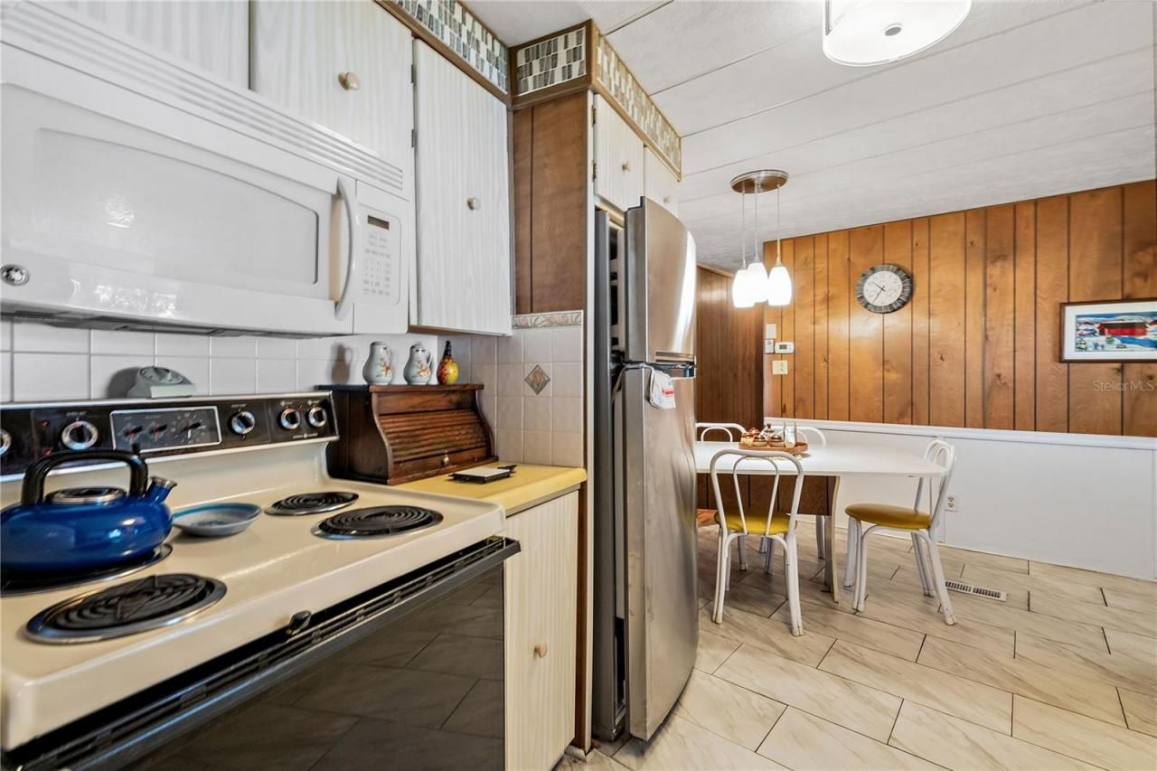 3410 Spanish Oak Terrace, Sarasota, FL 34237 Photo