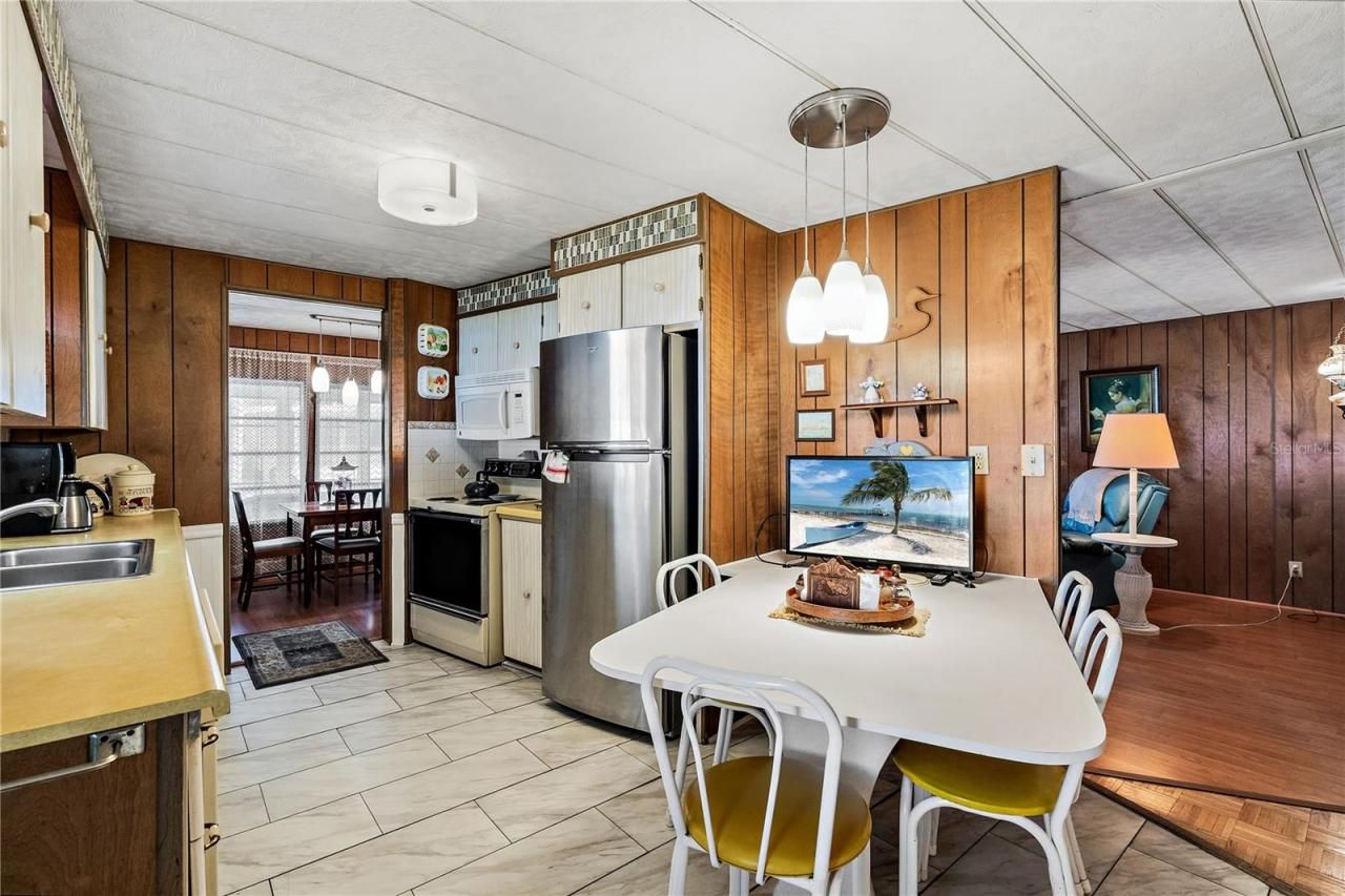 3410 Spanish Oak Terrace, Sarasota, FL 34237 Photo