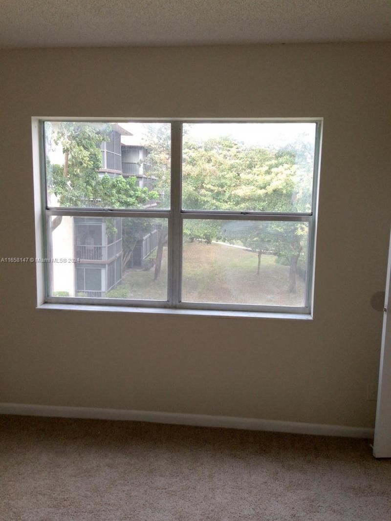 6201 N Falls Cir Dr, Unit 311, Lauderhill, FL 33319 Photo