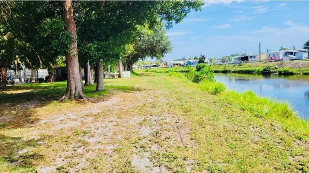 5050 74th Street N, Unit 1, Saint Petersburg, FL 33709 Photo