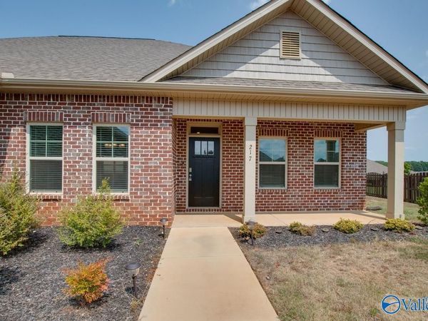 217 Maureen Drive SW, Madison, AL 35756