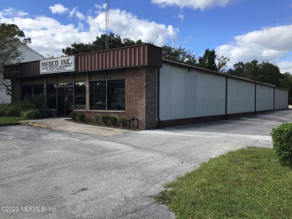 653 KINGSLEY Avenue, Orange Park, FL 32073